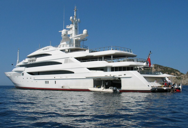 yacht amevi